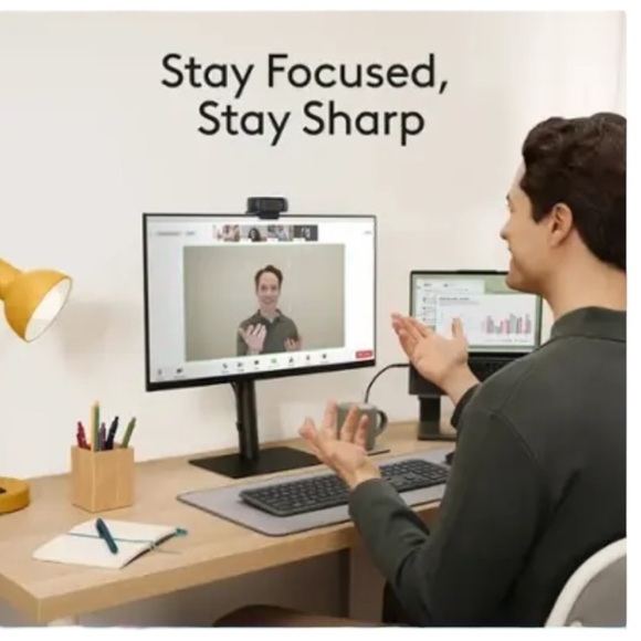 Logitech C920s Pro 1080  HD Webcam Video Conferencing, Streaming, Gaming Webcam - Picture 15 of 16